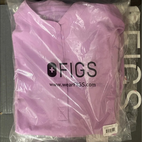 Figs top size small in Dusk. - Picture 3 of 3